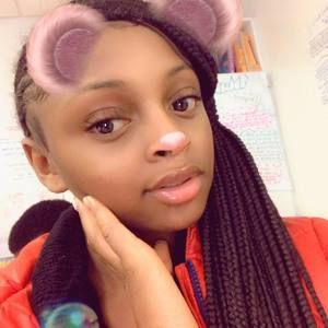 Meet your Posher, Ken'aye